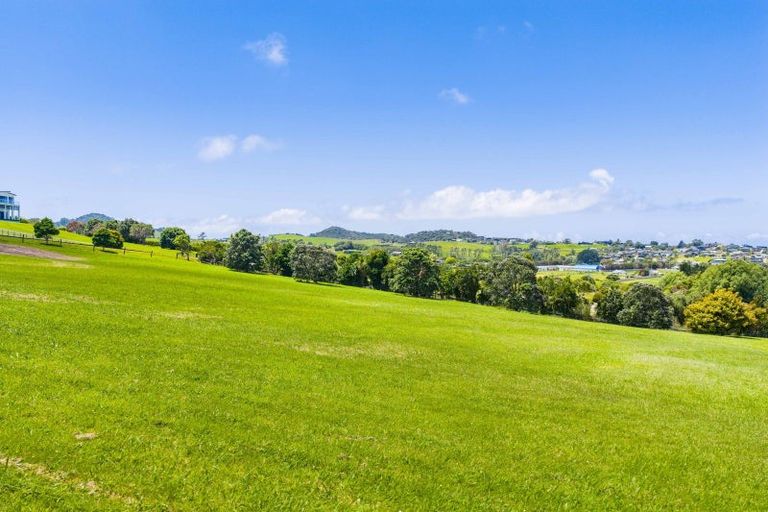 Photo of property in 249 Barrier View Road, Mangawhai, 0573