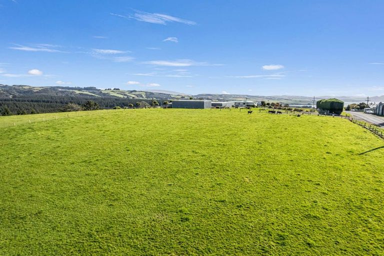 Photo of property in 140 Akatore Road, Taieri Beach, 9091