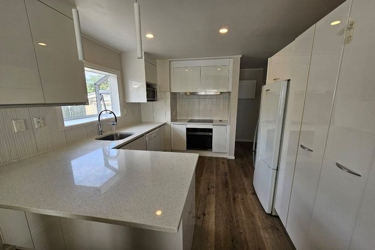 Photo of property in 1/14 View Road, Papakura, 2110