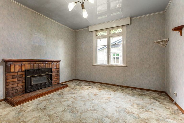 Photo of property in 97 Seddon Street, Pukekohe, 2120