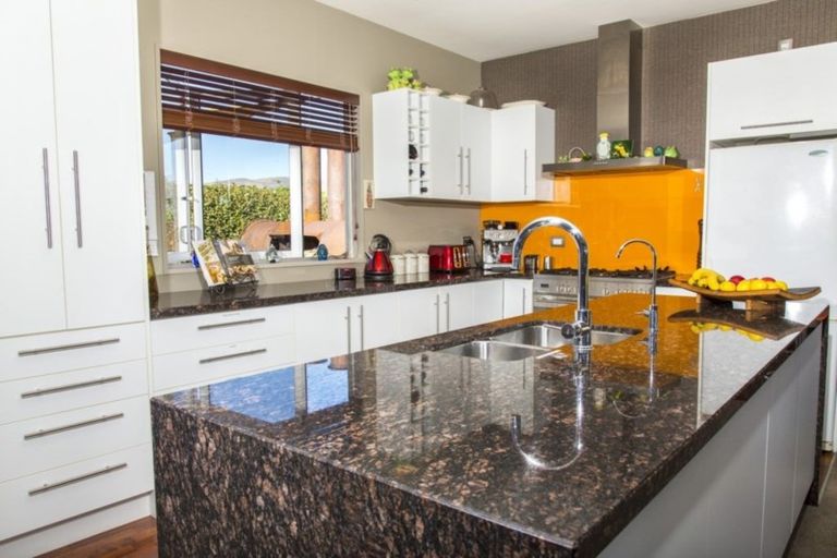 Photo of property in 6 Madison Lane, Cromwell, 9310