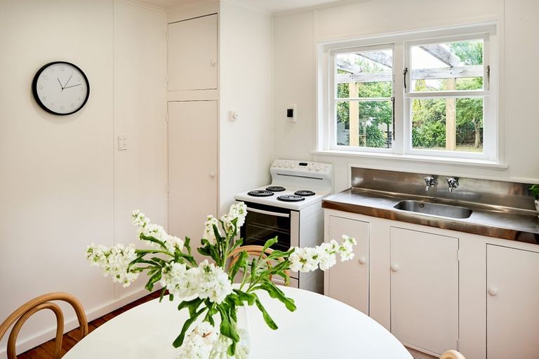 Photo of property in 9 Hunter Street, Taita, Lower Hutt, 5011