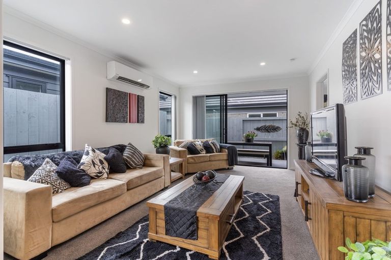 Photo of property in 53 Crown Street, Papamoa, 3118