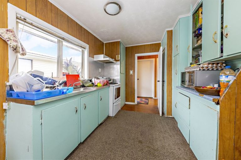 Photo of property in 24 Laxon Avenue, Otara, Auckland, 2025