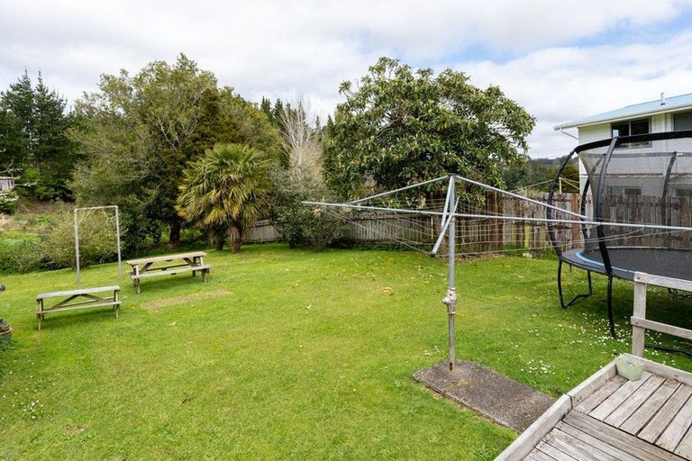 Photo of property in 17 Derrick Road, Kawakawa, 0210