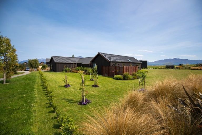 Photo of property in 42 Mckellar Drive, Jacks Point, Queenstown, 9371