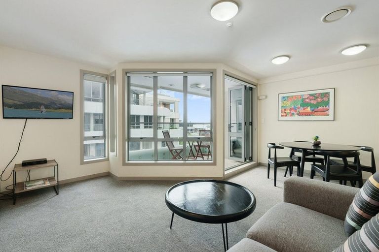 Photo of property in Anchorage Apartments, 317/36 Victoria Road, Mount Maunganui, 3116