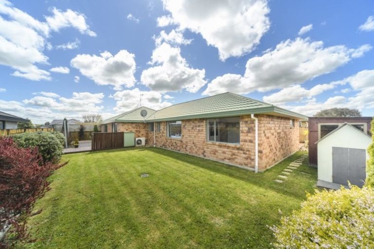 Photo of property in 63 Meridian Grove, Kelvin Grove, Palmerston North, 4414