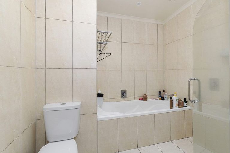 Photo of property in 2/46 Peachgrove Road, Hamilton East, Hamilton, 3216