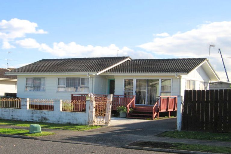 Photo of property in 47 Zelda Avenue, Clover Park, Auckland, 2023