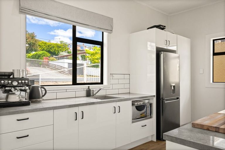 Photo of property in 23 Clyde Street, Kinmont Park, Mosgiel, 9024