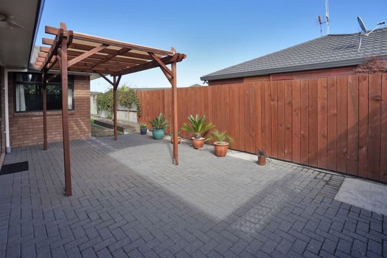 Photo of property in 16 Bouverie Crescent, Flagstaff, Hamilton, 3210