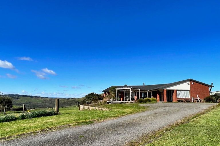 Photo of property in 118 Paparata Road, Bombay, 2675