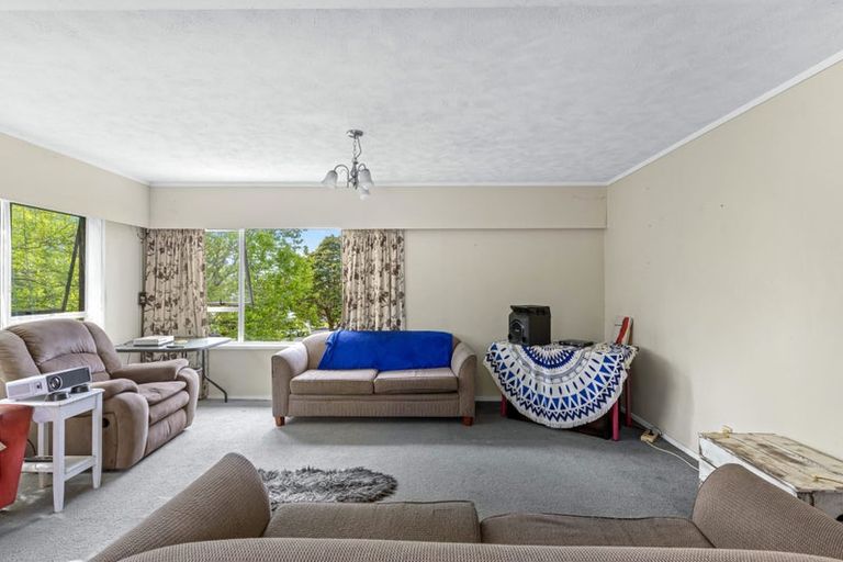 Photo of property in 4 Amorino Drive, Red Beach, 0932