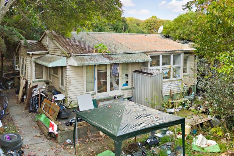 Photo of property in 37 Wairau Road, Forrest Hill, Auckland, 0627