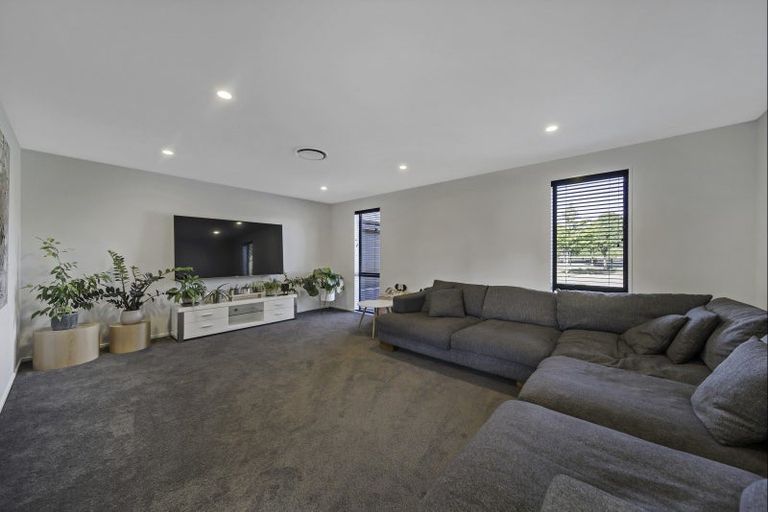 Photo of property in 8 Burntwood Lane, Pegasus, 7612