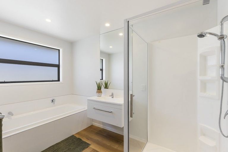 Photo of property in 22 Keene Drive, Bell Block, New Plymouth, 4312