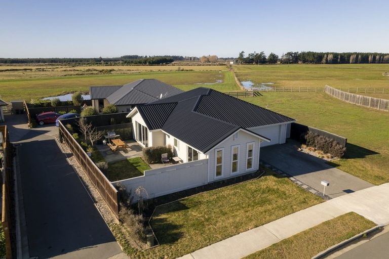 Photo of property in 40 Sutherland Drive, Kaiapoi, 7630