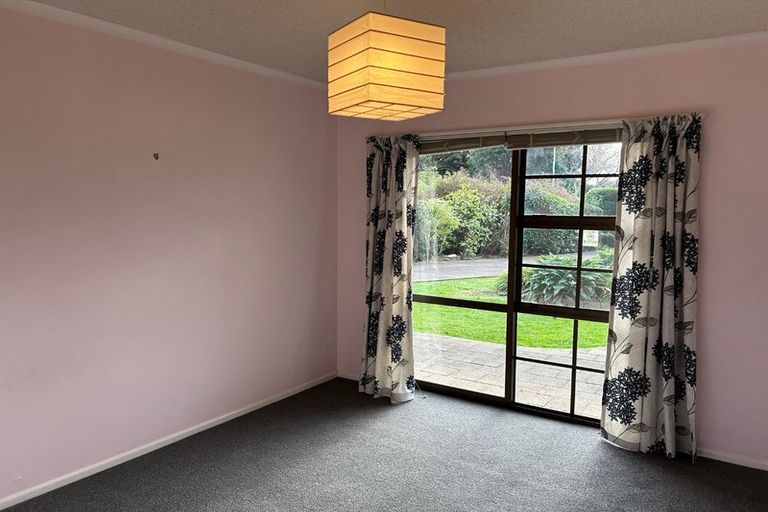 Photo of property in 14 Charnwood Grove, Waikanae, 5036