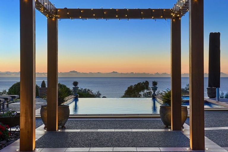 Photo of property in 797 Main North Road, Bay View, Napier, 4182