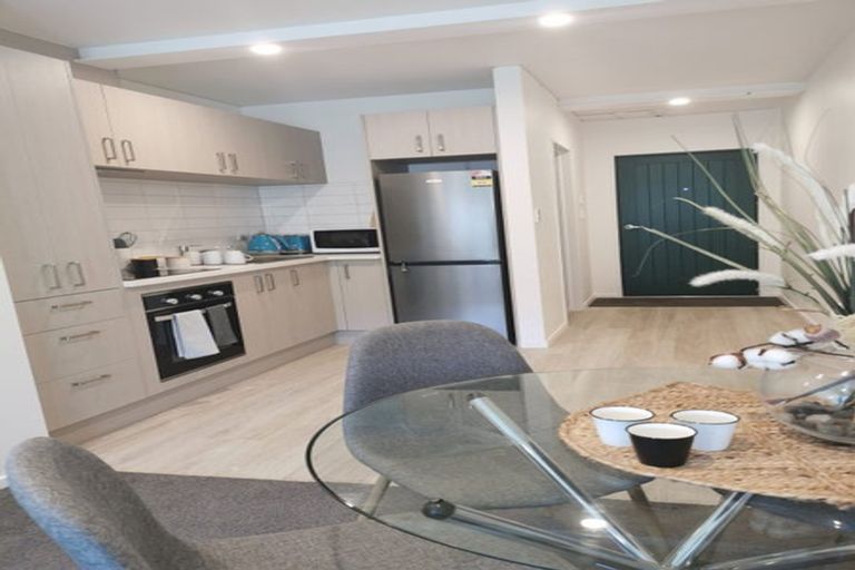 Photo of property in 206/9 East Street, Papakura, 2110
