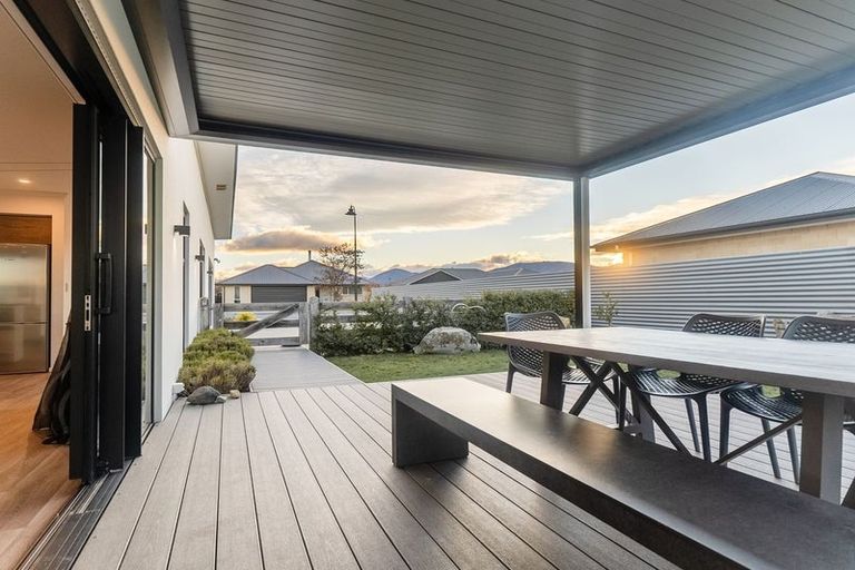 Photo of property in 21 Greenfield Place, Twizel, 7901