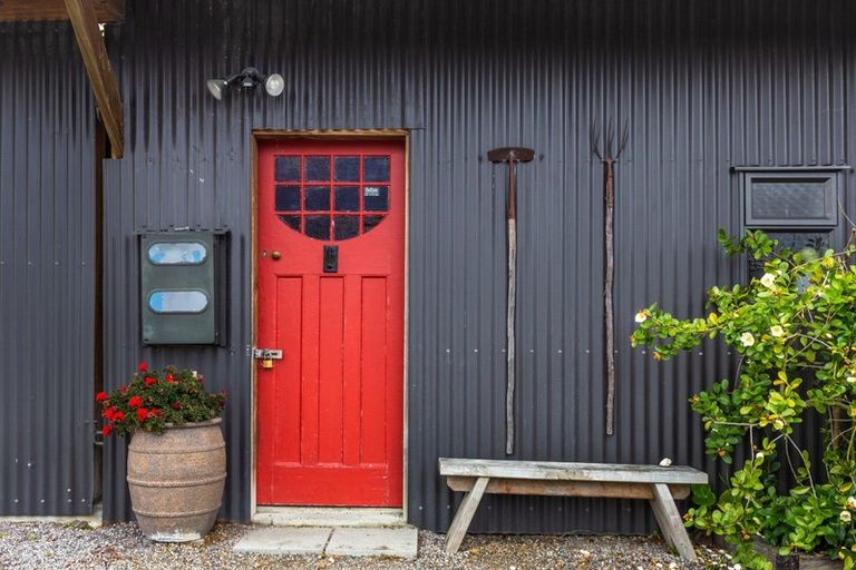 Photo of property in 37 Hepina Heights, Kinloch, Taupo, 3377