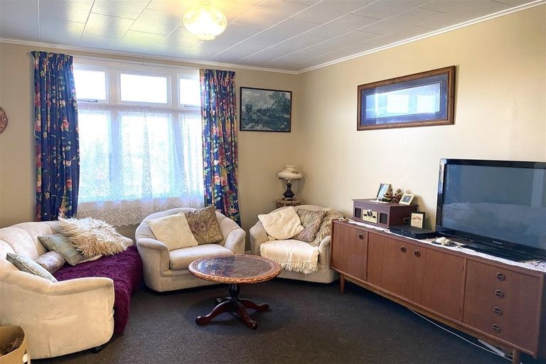 Photo of property in 66 Ranfurly Street, Runanga, 7803