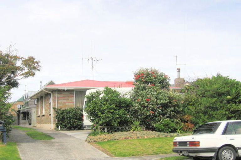 Photo of property in 12 Heath Street, Mount Maunganui, 3116
