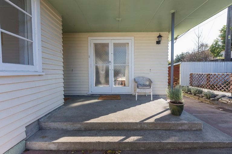 Photo of property in 5 Mcgreevy Street, Waipawa, 4210