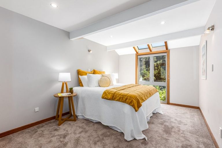 Photo of property in 130a Cheviot Road, Lowry Bay, Lower Hutt, 5013