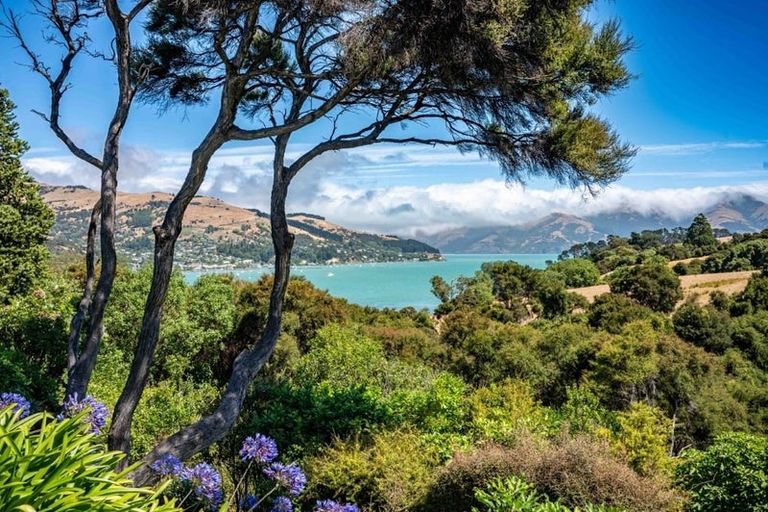 Photo of property in 6890 Christchurch Akaroa Road, Takamatua, 7581