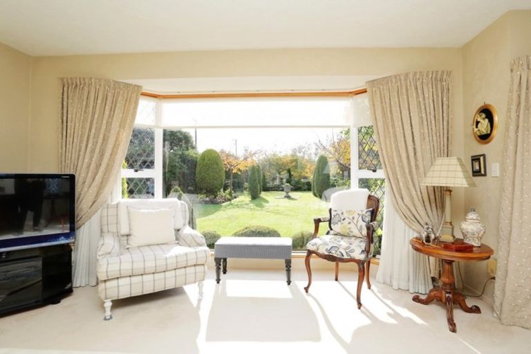 Photo of property in 46 Kilmarnock Street, Wallacetown, 9816