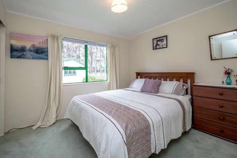 Photo of property in 32 Bidwills Cutting Road, Greytown, 5794