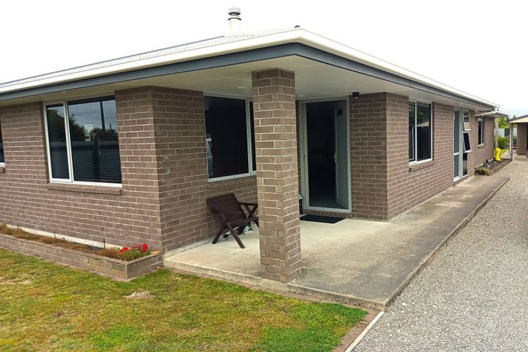 Photo of property in 16 Forbes Street, Westport, 7825