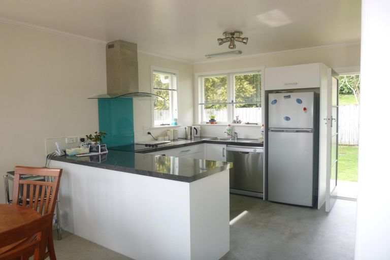 Photo of property in 11 Sandleigh Drive, Athenree, Katikati, 3177