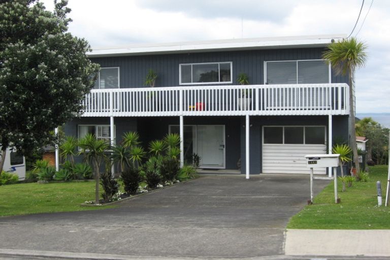 Photo of property in 1441 Whangaparaoa Road, Army Bay, Whangaparaoa, 0930