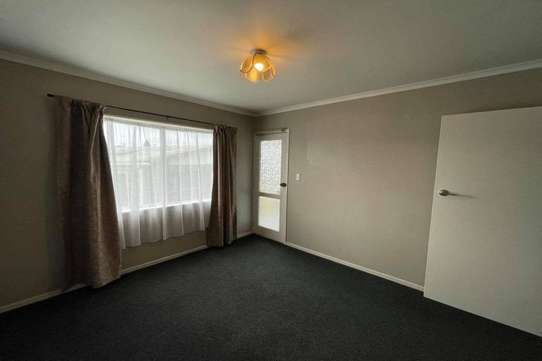 Photo of property in 11 Cherrywood Place, Western Heights, Rotorua, 3015