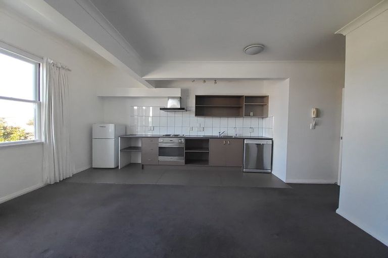 Photo of property in 221d The Terrace, Wellington Central, Wellington, 6011