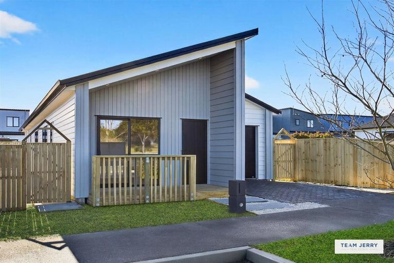 Photo of property in 13 Huringa Road, Karaka, Papakura, 2113