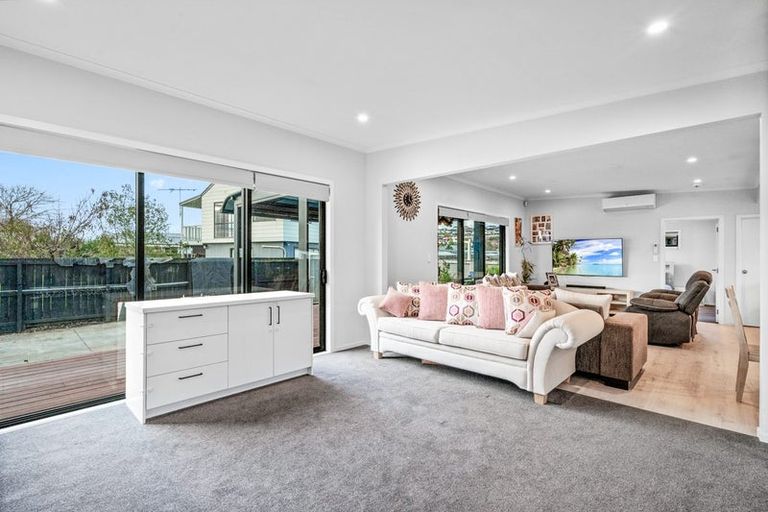 Photo of property in 92 Dominion Road, Papakura, 2110