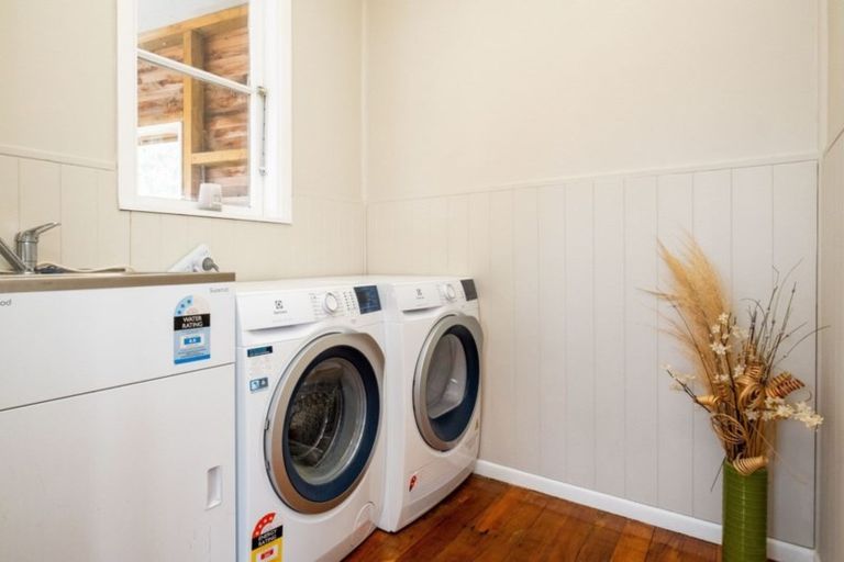 Photo of property in 42 Oldham Avenue, Onekawa, Napier, 4110