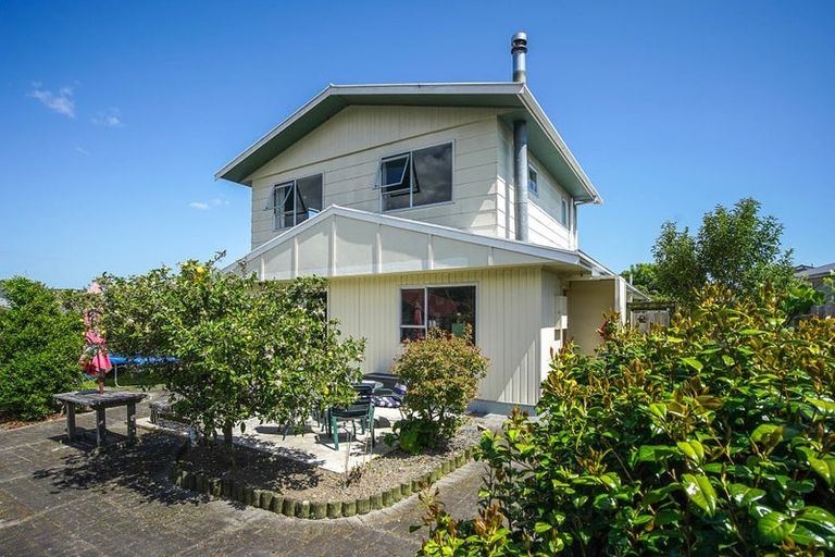 Photo of property in 2/8a Palm Avenue, Stoke, Nelson, 7011