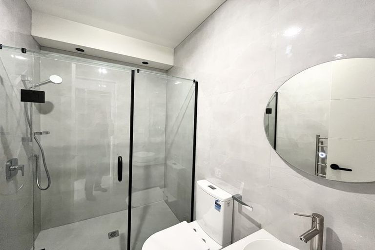 Photo of property in 11 Heketara Way, Massey, Auckland, 0614