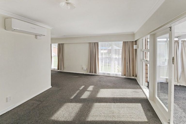Photo of property in 10 Amberley Grove, Hutt Central, Lower Hutt, 5010