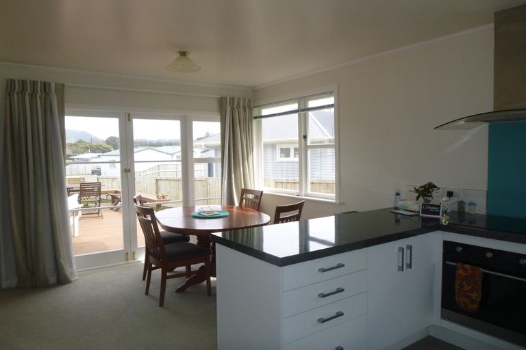 Photo of property in 11 Sandleigh Drive, Athenree, Katikati, 3177