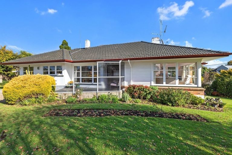 Photo of property in 27 Darley Street, Maeroa, Hamilton, 3200