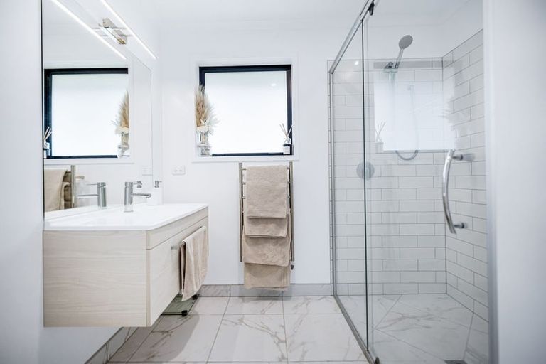 Photo of property in 19 Skiffington Road, Pokeno, 2402