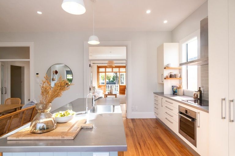 Photo of property in 69 Nelson Crescent, Napier South, Napier, 4110