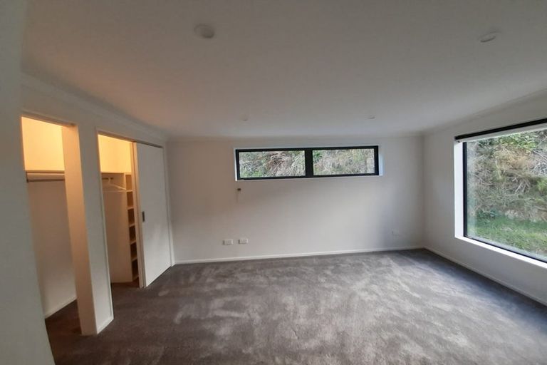 Photo of property in 31 Percy Dyett Drive, Karori, Wellington, 6012